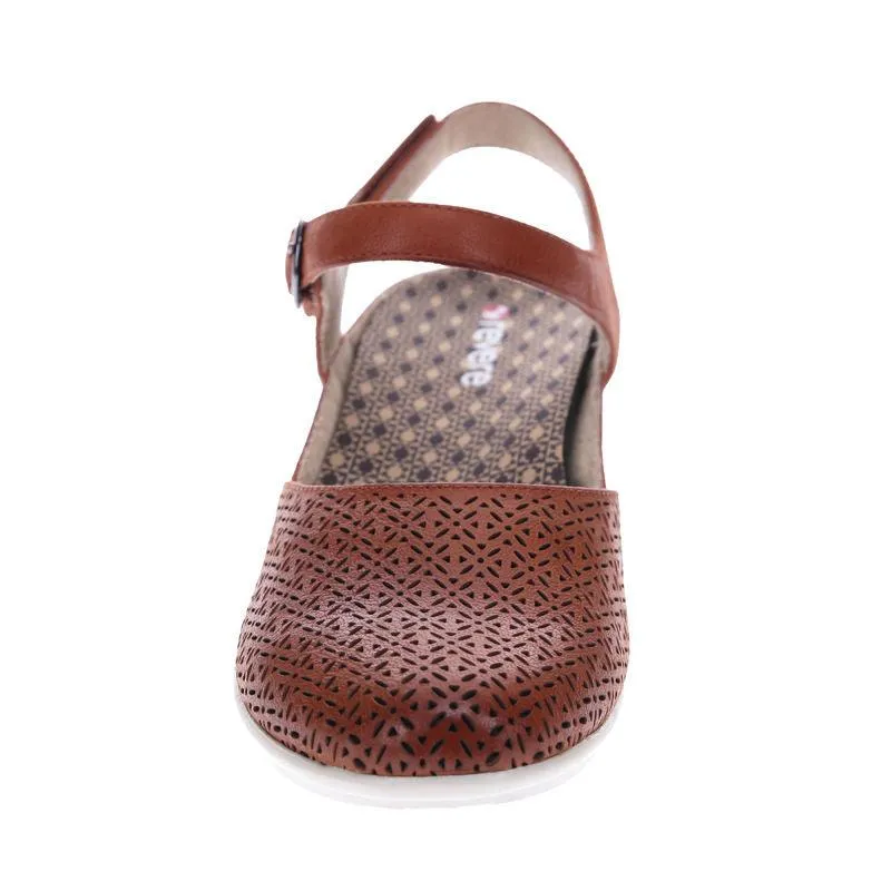 Calabria Closed Toe Sandal - Limited Time Offer
