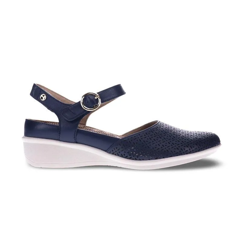 Calabria Closed Toe Sandal - Limited Time Offer
