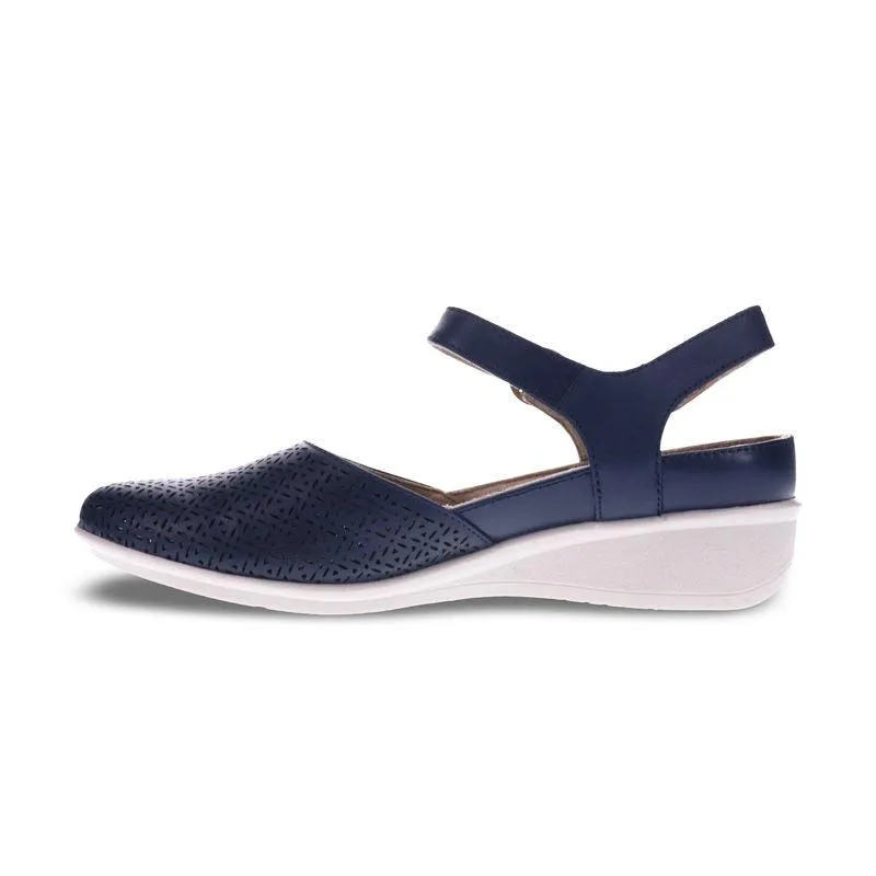 Calabria Closed Toe Sandal - Limited Time Offer
