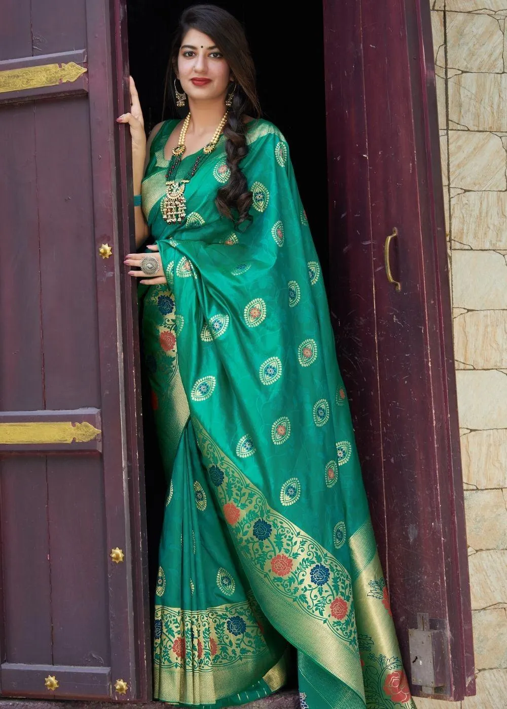 Emerald Green Silk Saree with Floral Motif Zari Border | Stitched Blouse