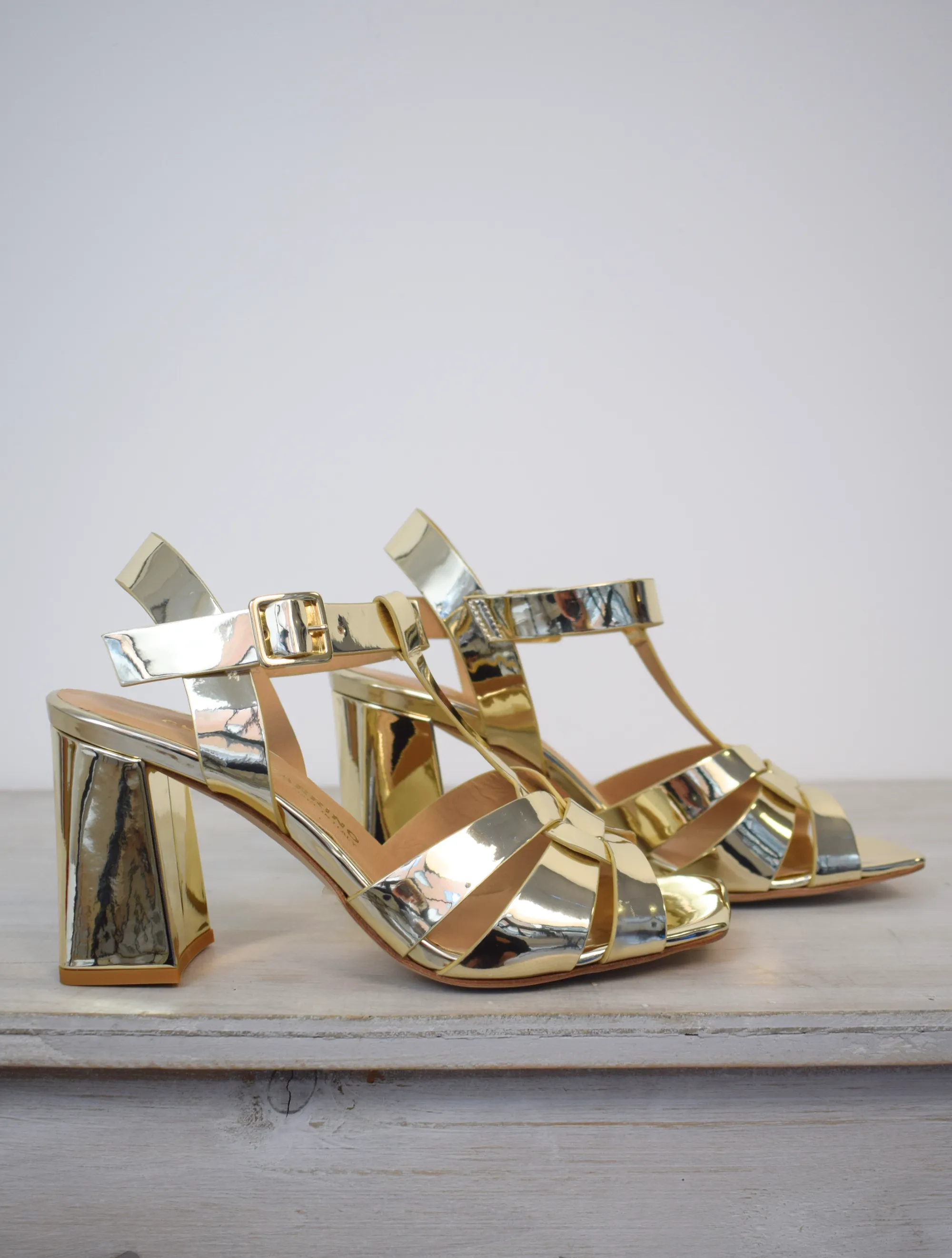 Eva Sandal Platino