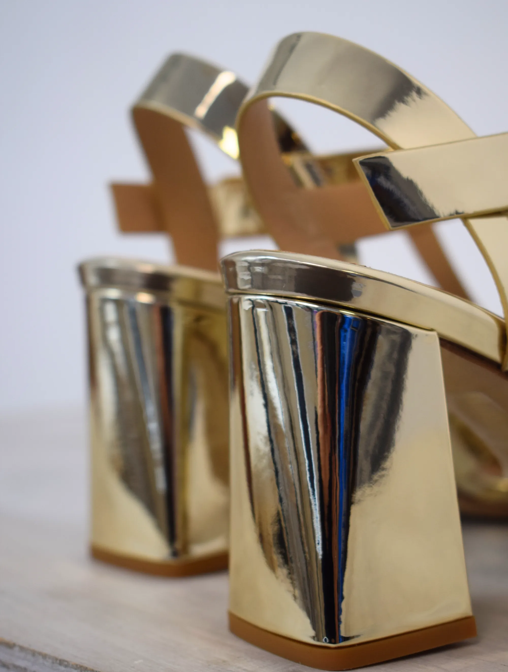 Eva Sandal Platino