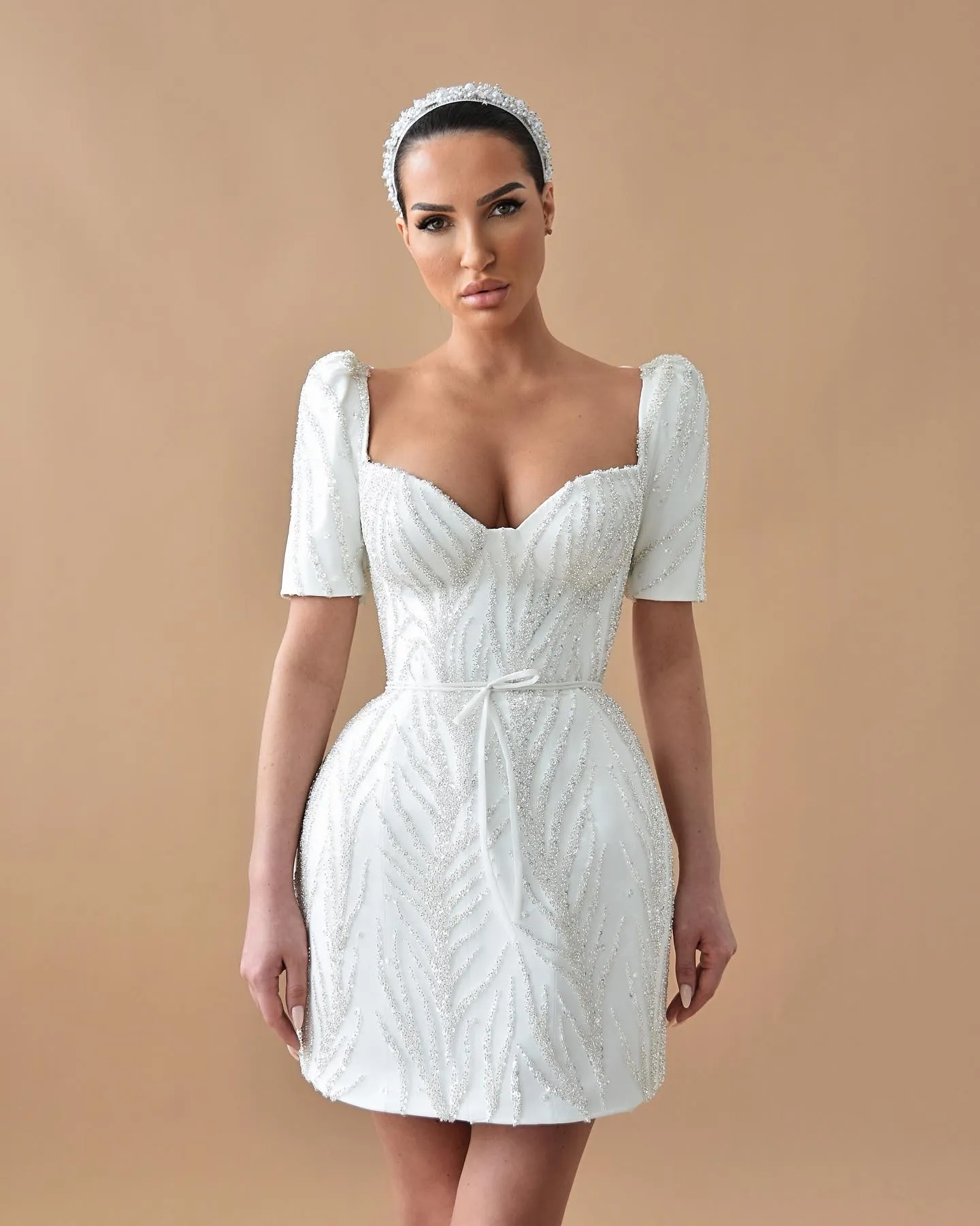 Glitter Wedding Dress Mini Sheath/Column Short Sleeves V Neck Wedding Gowns for Women Bride Backless Luxury Bridal Dresses Short