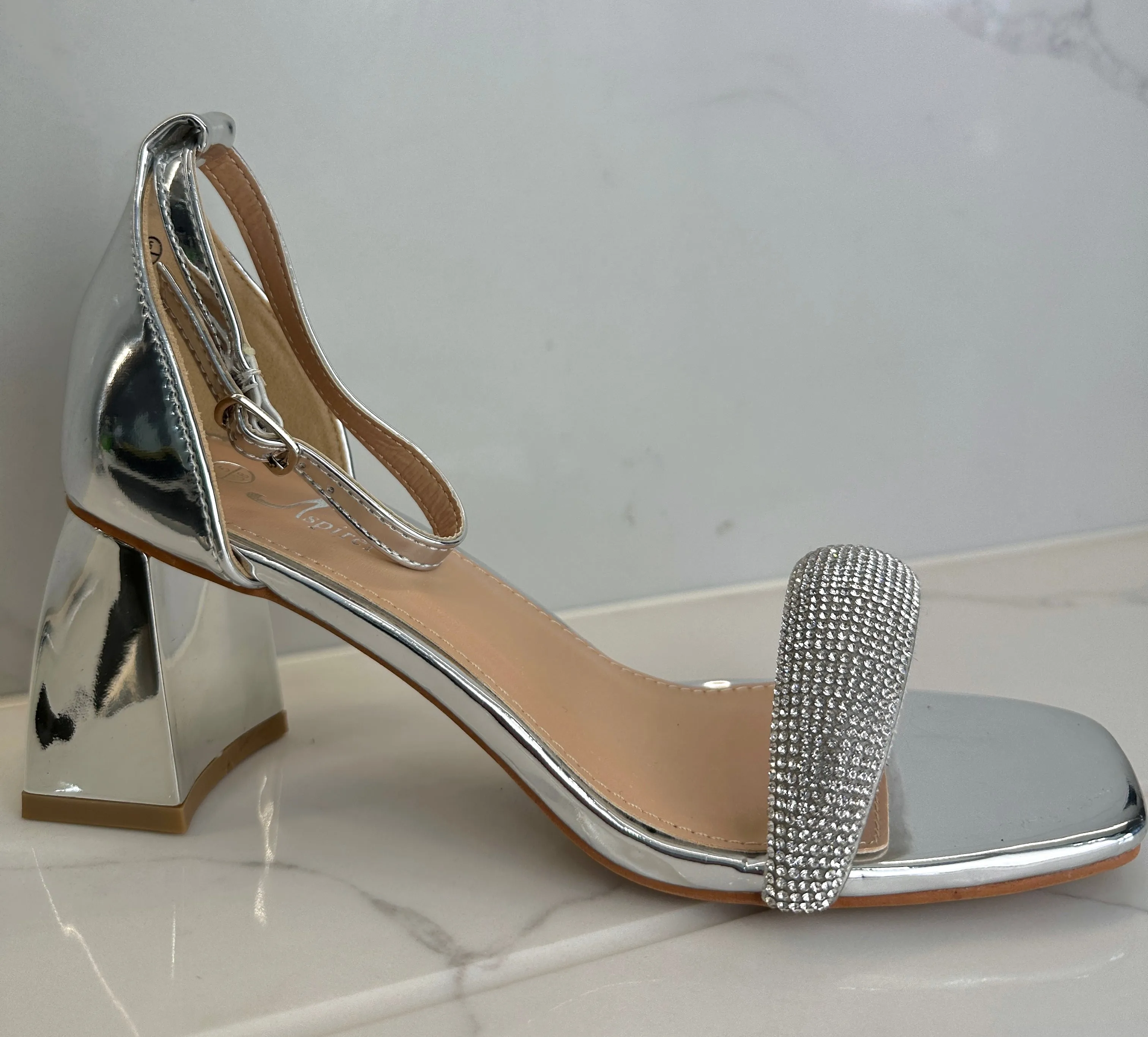 LO5 (SILVER)