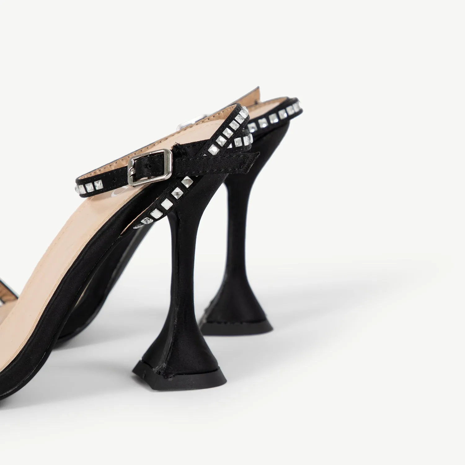 RAID Amyna Heeled Sandal in Black