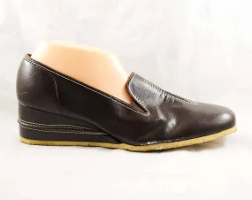 Size 9 Brown Shoes - Unworn 60s Platform - 1960s Mod Leather Pumps - Rounded Toe - Top Stitching - Wedge Heel - NOS 60's Deadstock - 9W Wide